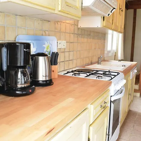 Holiday home In With Kitchen